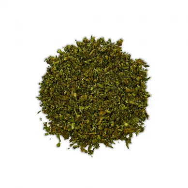 Trim de CBD utilisé pour préparer une huile de CBD maison